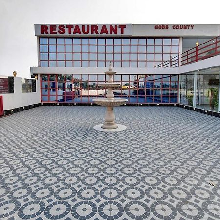 Oyo Townhouse 779 Gods County Hotel ธาราพิธ ภายนอก รูปภาพ