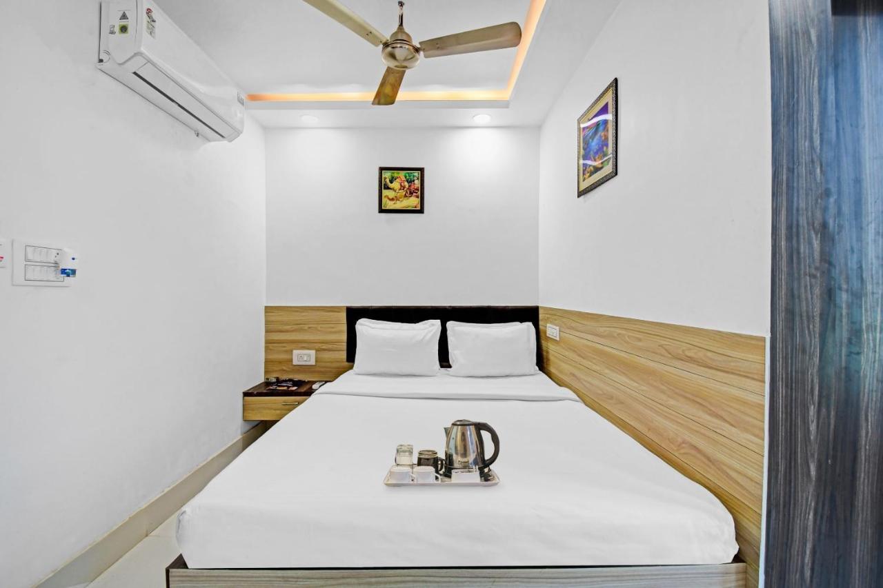 Oyo Townhouse 779 Gods County Hotel ธาราพิธ ภายนอก รูปภาพ