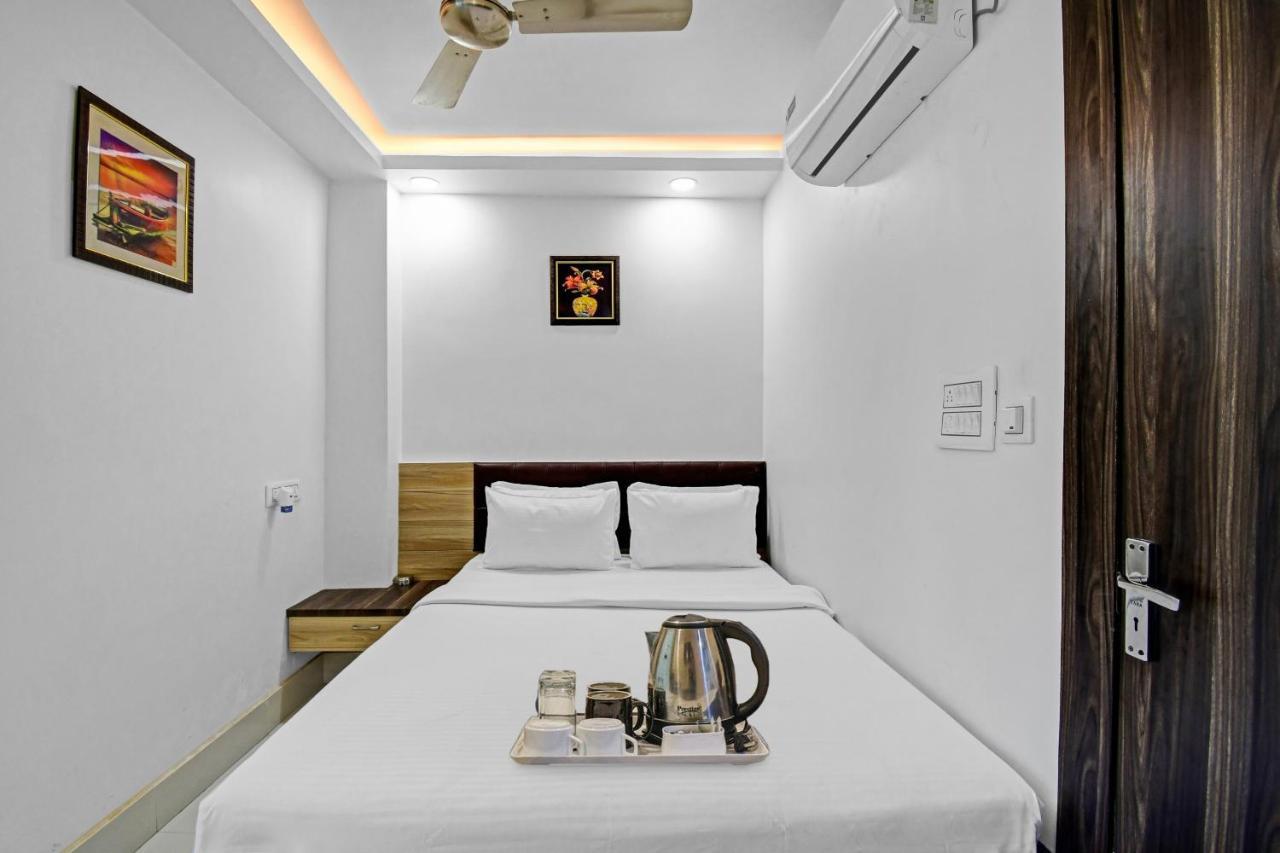 Oyo Townhouse 779 Gods County Hotel ธาราพิธ ภายนอก รูปภาพ
