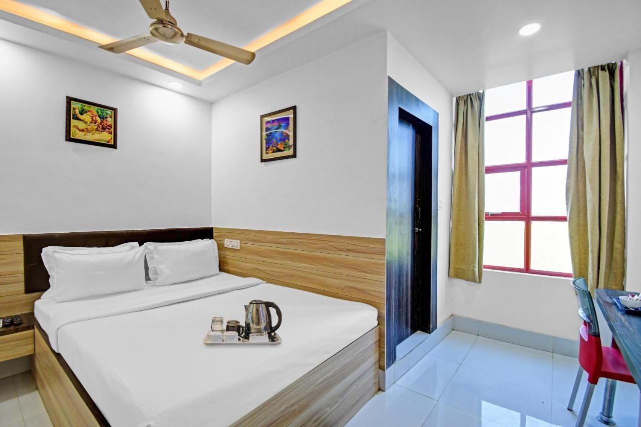 Oyo Townhouse 779 Gods County Hotel ธาราพิธ ภายนอก รูปภาพ