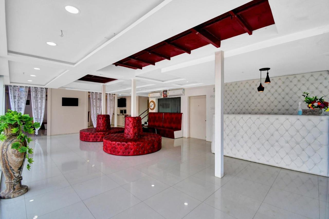 Oyo Townhouse 779 Gods County Hotel ธาราพิธ ภายนอก รูปภาพ
