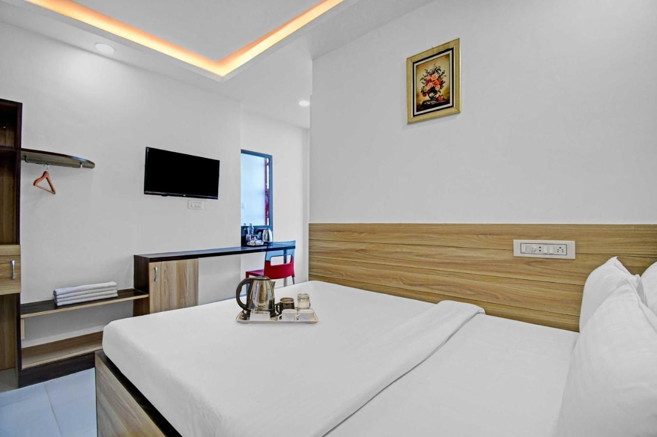 Oyo Townhouse 779 Gods County Hotel ธาราพิธ ภายนอก รูปภาพ