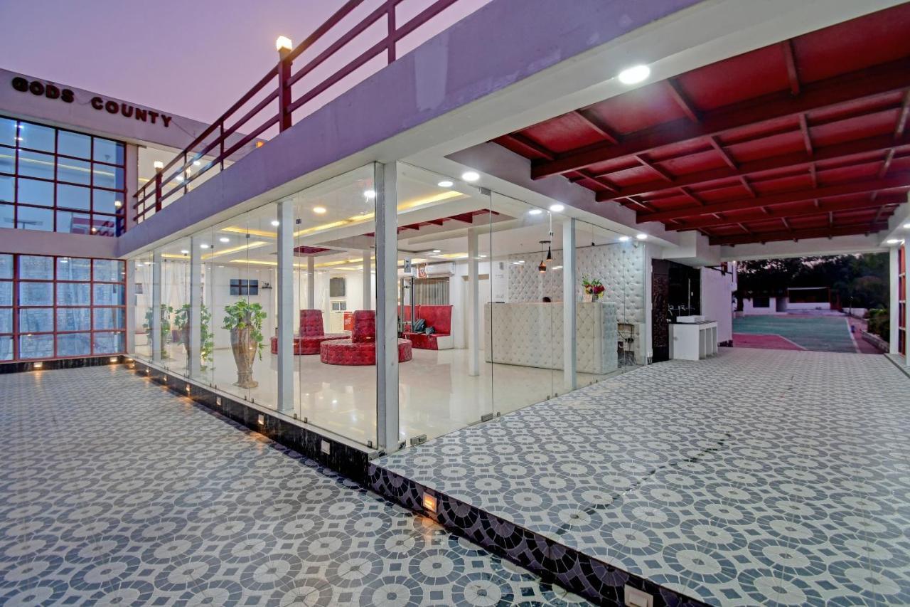Oyo Townhouse 779 Gods County Hotel ธาราพิธ ภายนอก รูปภาพ